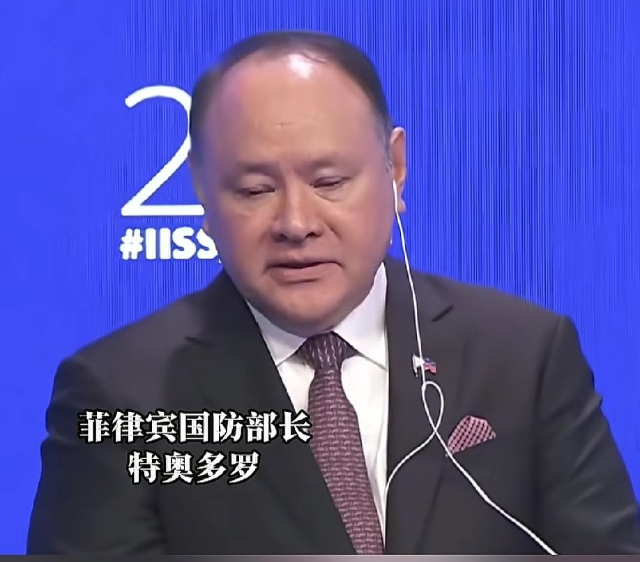 这家伙说要和我们死磕到底、然后又说我们捐赠的化肥、燃料是别有用心，是欺骗。
他以