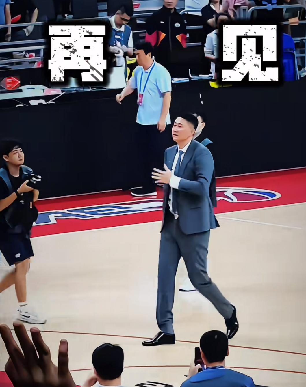 高薪留不住情怀？杜锋想休整，北控新疆却不会等

    杜锋离开广东帅位目前只是