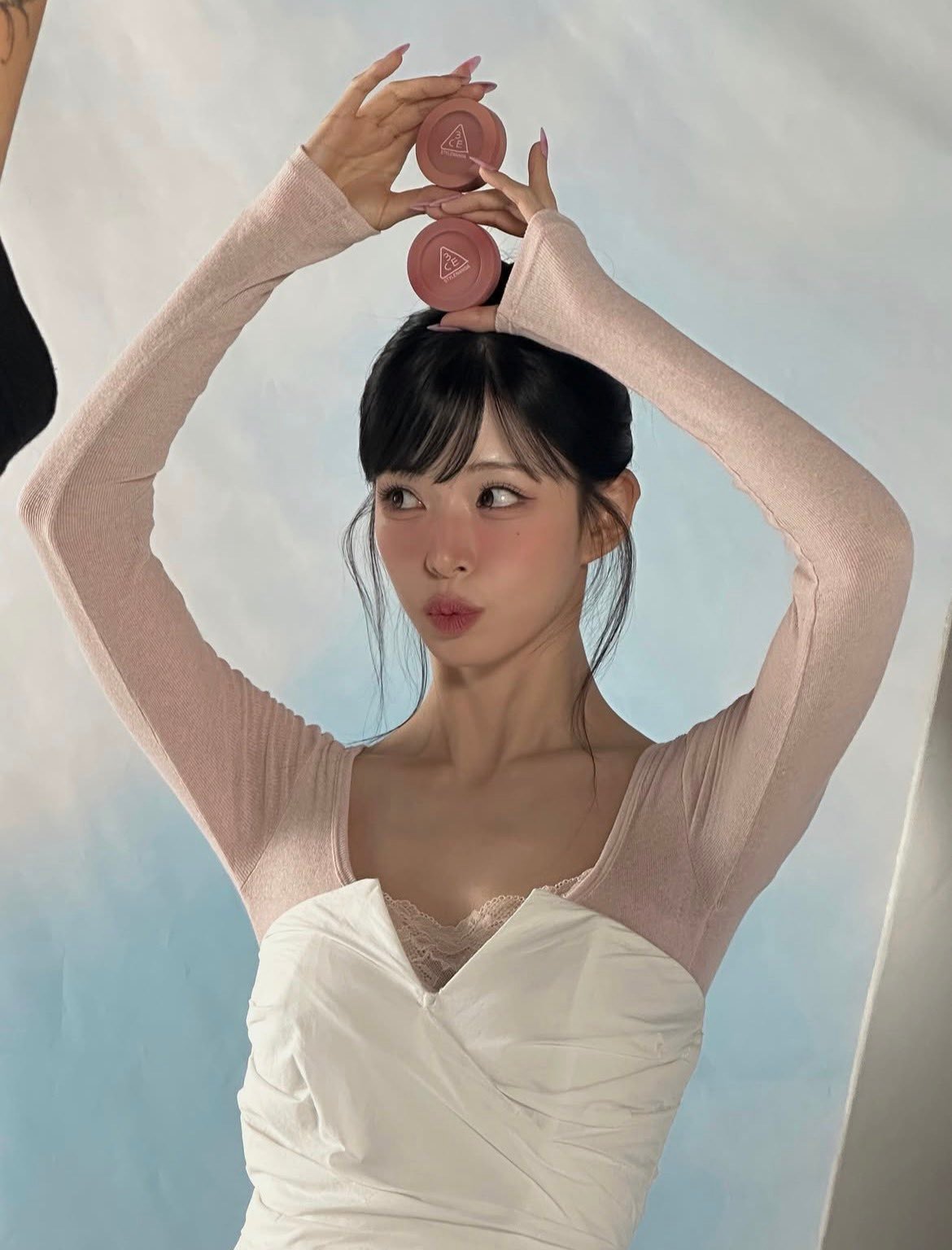 fromis_9 李彩煐 🤍🩵 