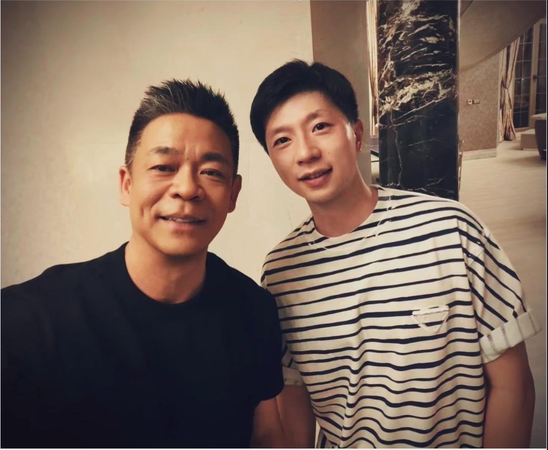 龙队还是白白嫩嫩的，苟师已经显得慈祥了！