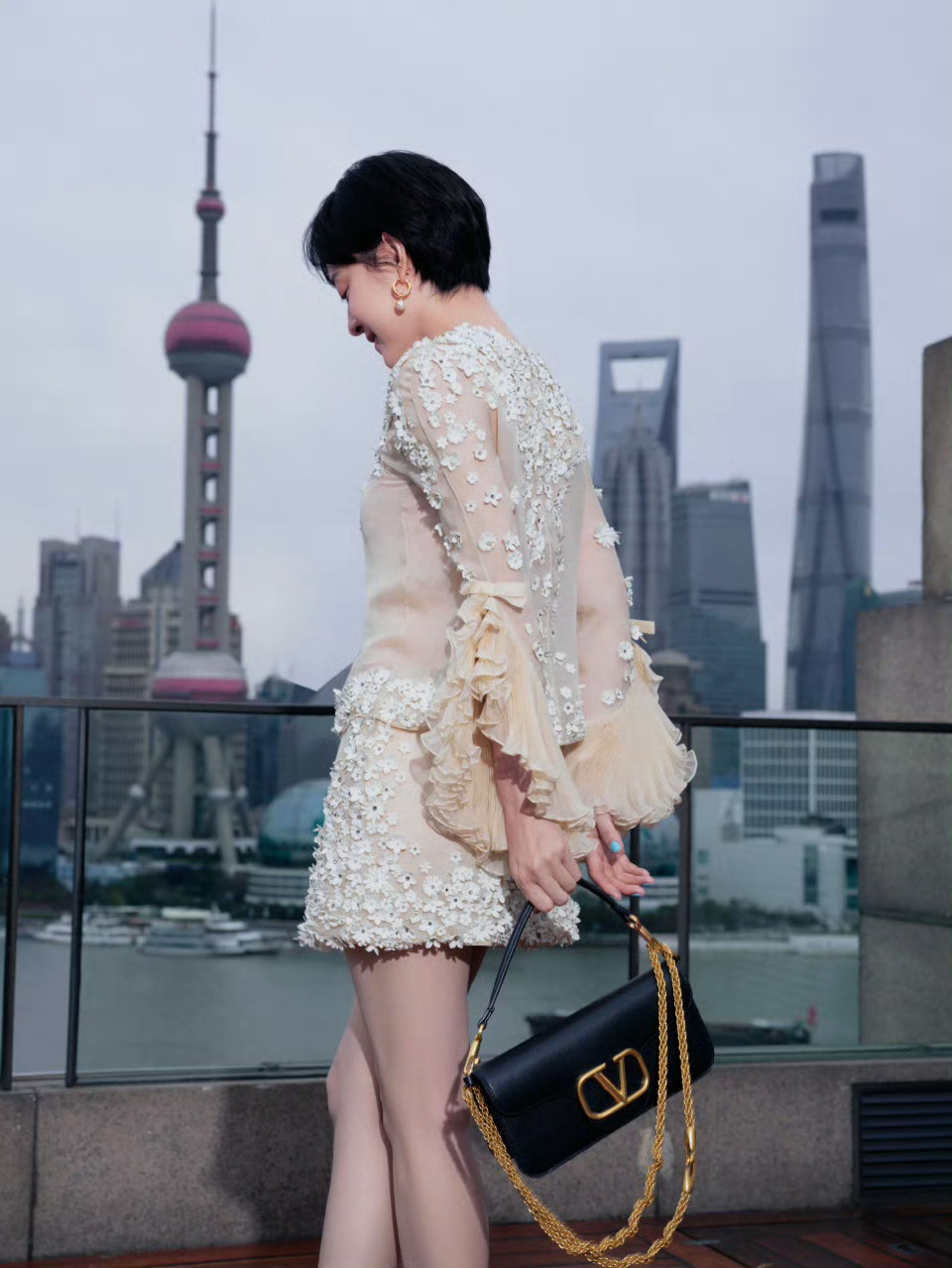 孙俪能穿得下童装孙俪～～孙俪孙俪