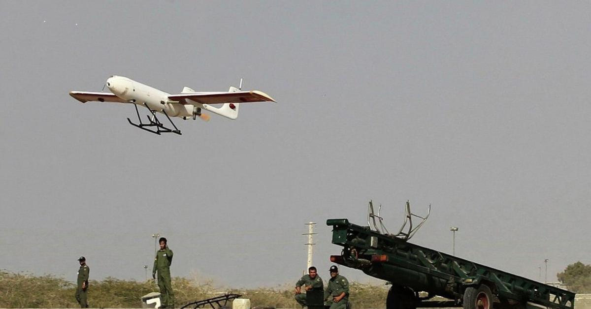 4月1号，阿联酋国防部放话：当天他们的防空系统一口气拦截了伊朗方向飞来的5枚弹道