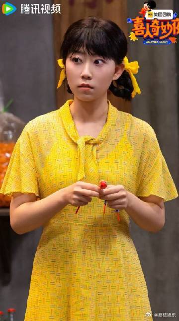 女喜剧人连回6条粉丝来信你怎么知道女喜剧人回了我的信 舞台上爆笑连连，生活中暖心