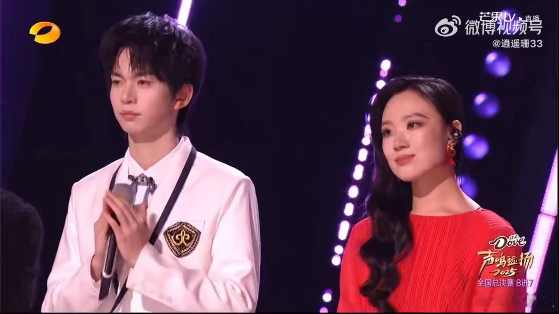 华晨宇说魏忠杰挺有种声鸣远扬 魏忠杰在舞台上展现了不同的一面，熟悉的旋律里多了新