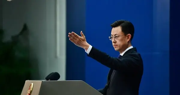 外交部：希望相关方为霍尔木兹海峡通行恢复正常提供必要条件