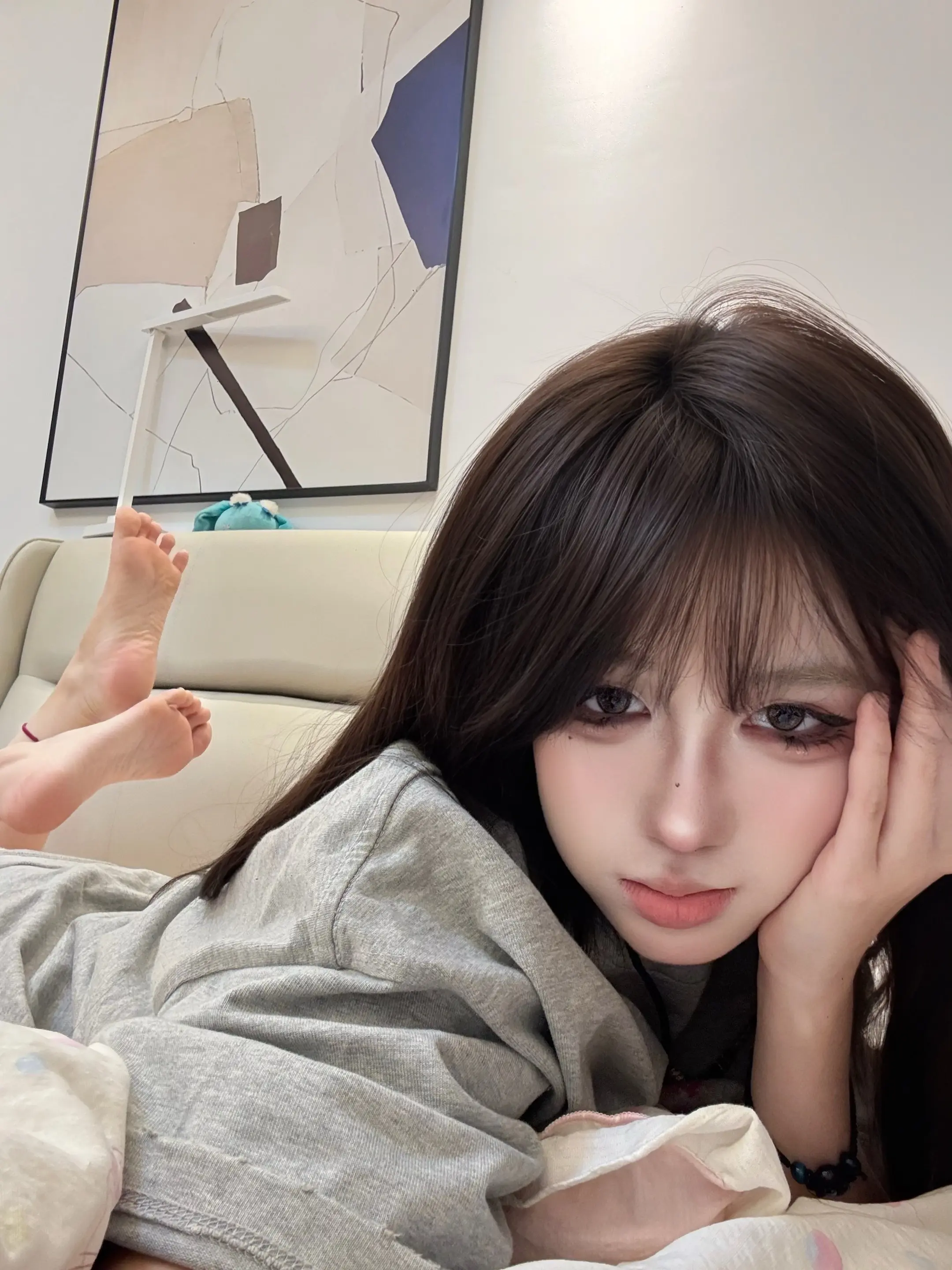 能把女朋友谈成侦探的你真的很差劲