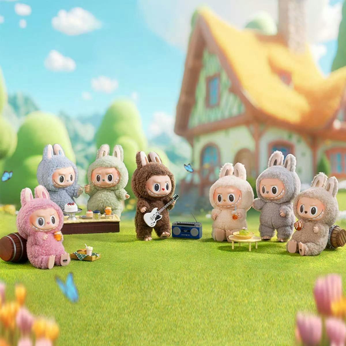 据 Deadline 报道确认，索尼正筹备开发一部关于 Labubu 玩偶的电影