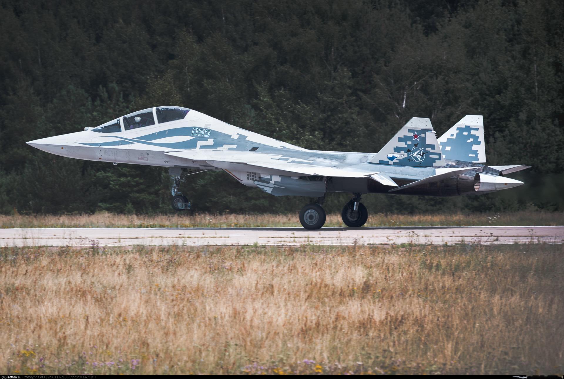 苏-57 D (T-50-5R)地点：莫斯科茹科夫斯基机场（拉缅斯克）日期：20