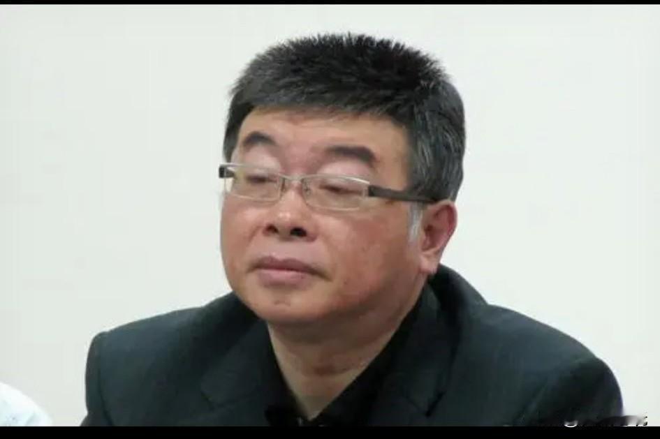 据《今日头条》披露：由邱毅丶蔡正元、郭正亮三位名人发起的弹核赖清德联名活动正在台