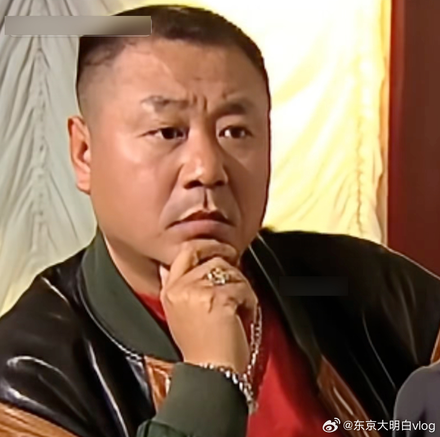 老钱忽悠德彪的时候说，干项目创业，你必须得第一 投资不能太大，第二 见效得快，第