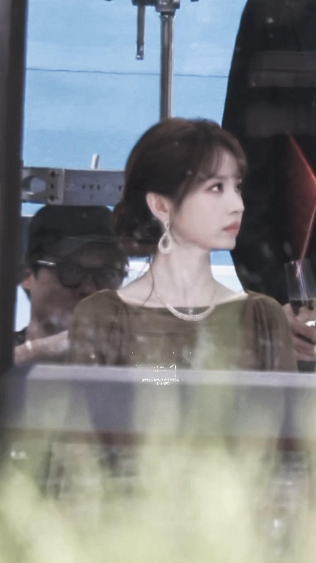 强女 ​​​
