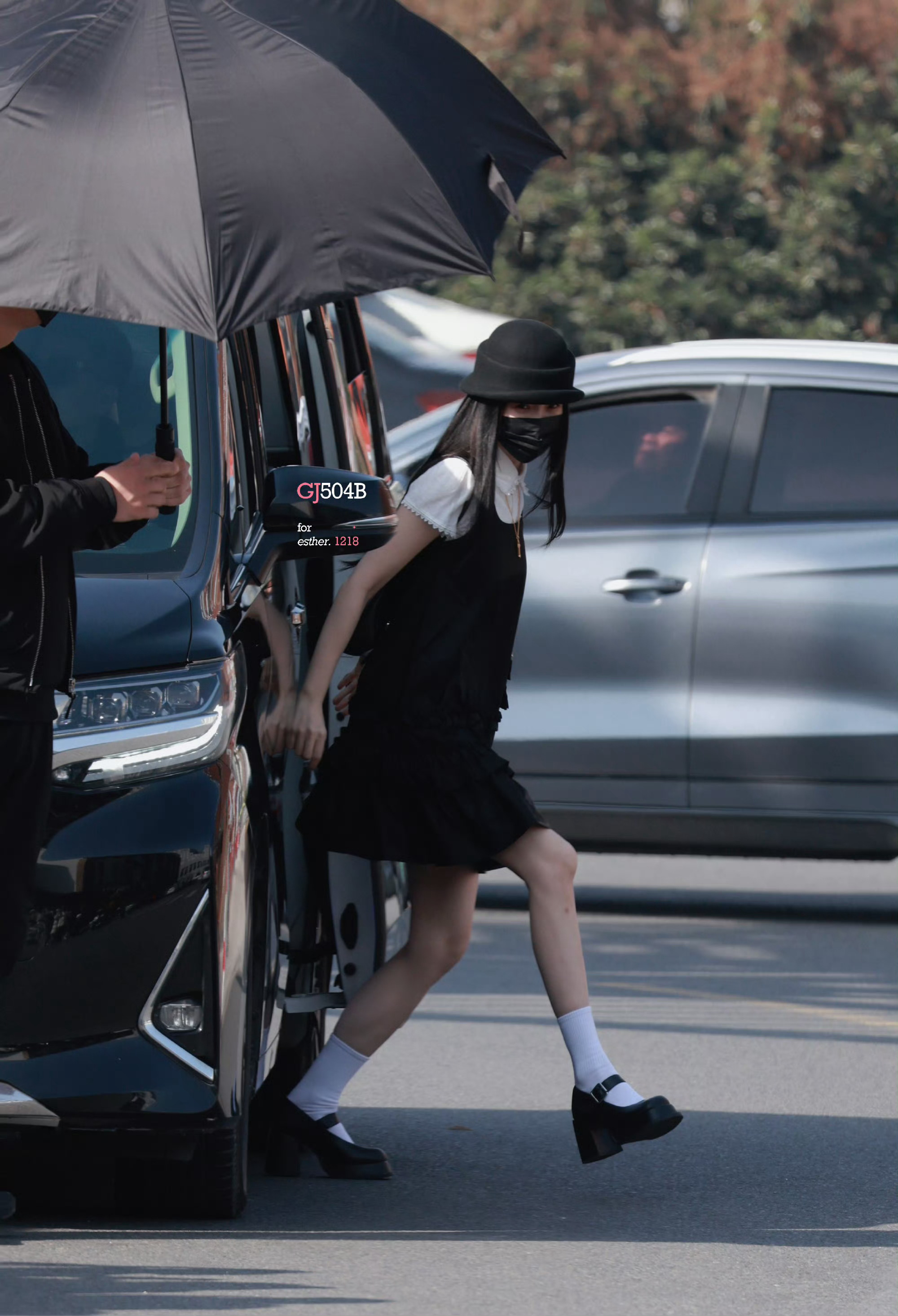 今天是姜小暮返场！！可爱书欣我亲一口🥰🥰虞书欣学院风连衣裙look