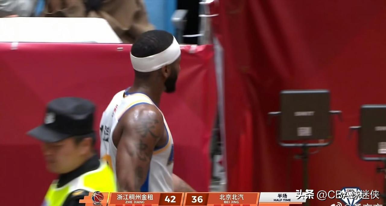 赵睿不打，北京这进攻直接瘫痪了……

半场36分，百回合98分，三分9中1——这