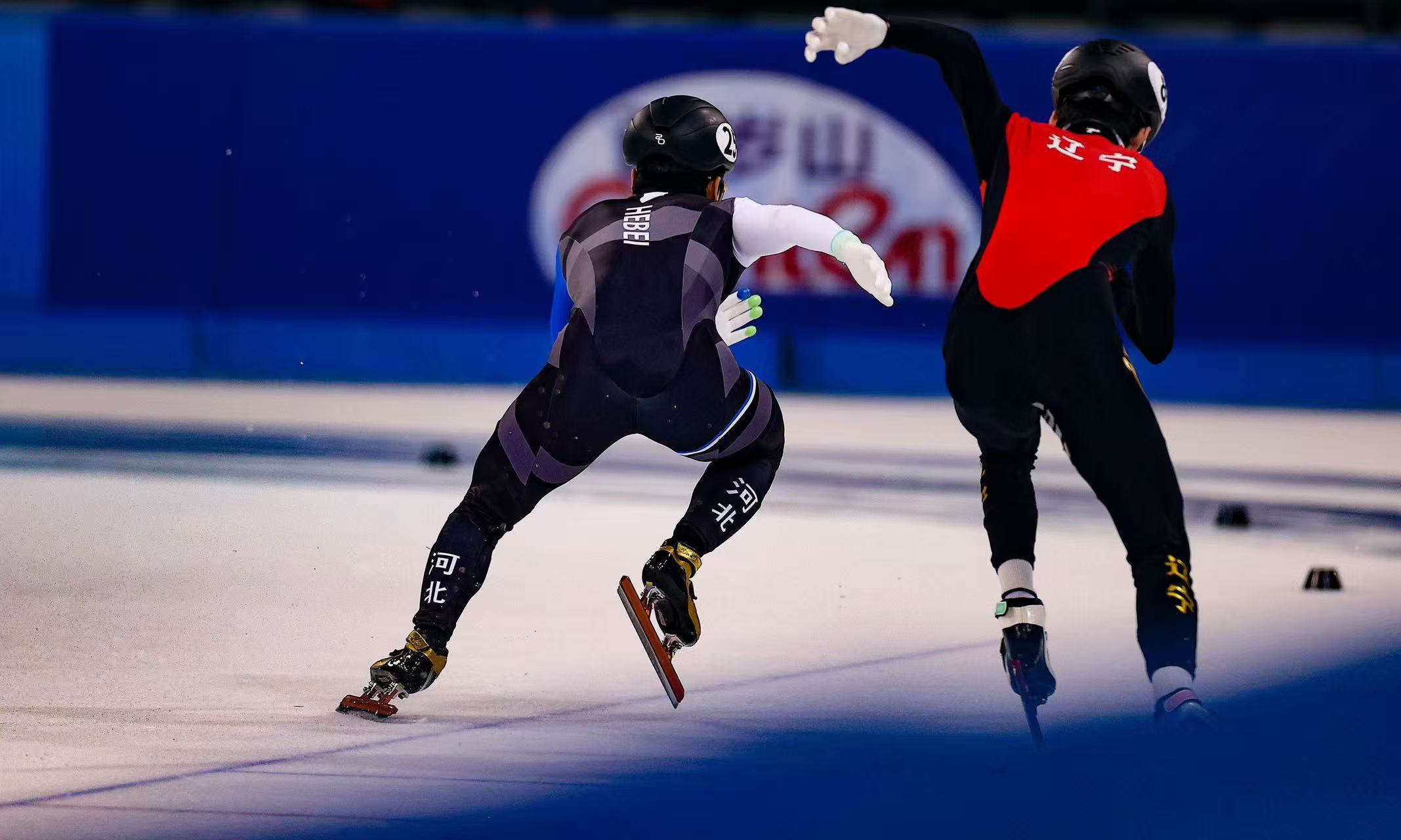 林孝埈新身份沃尔沃品牌挚友 有没有人和我一样，看林孝埈贴地过弯会反复回放 N 遍