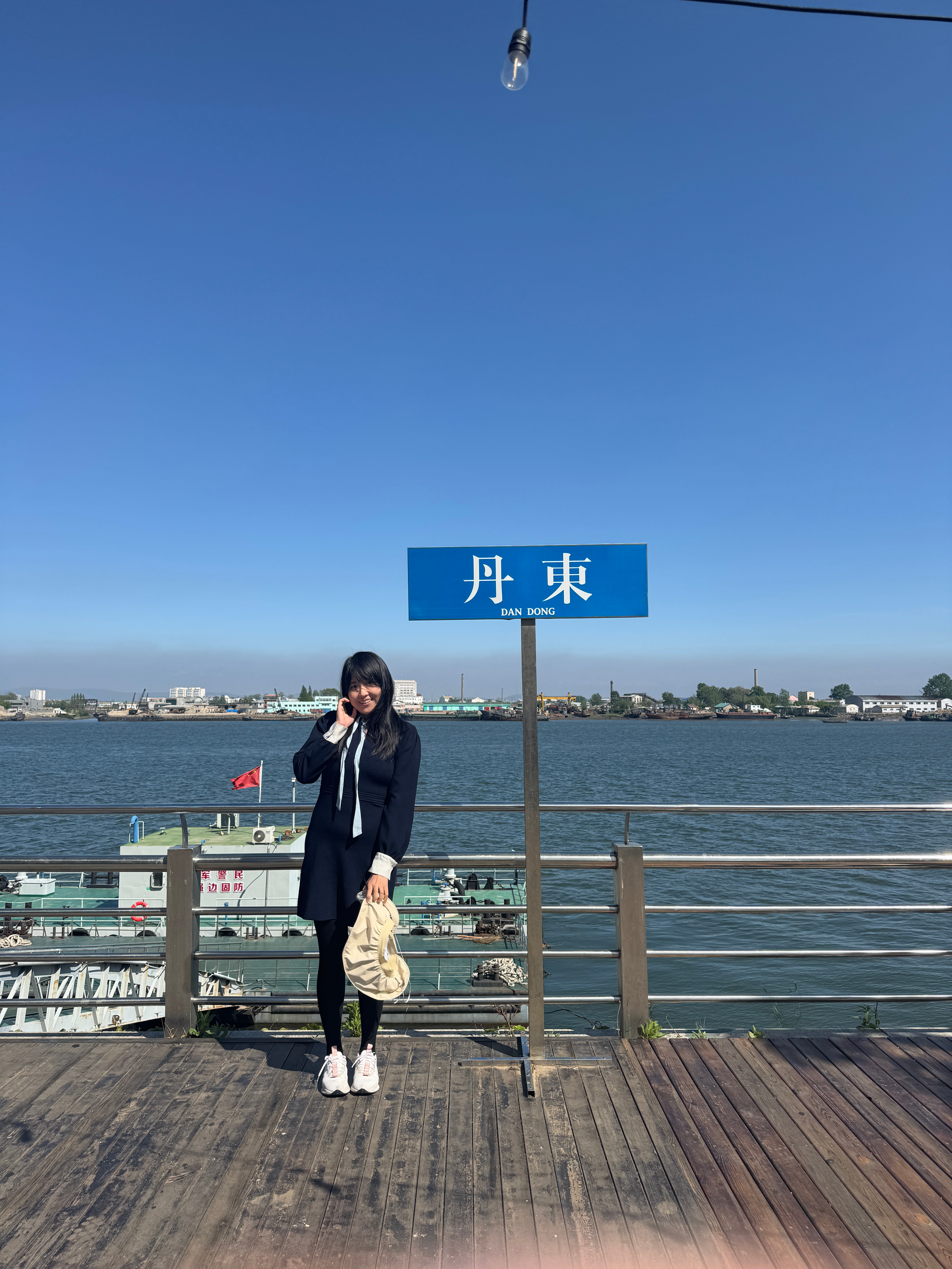 中朝新鸭绿江大桥刷到新鸭绿江大桥的新闻中朝新鸭绿江大桥将开通突然想起去年在丹东住