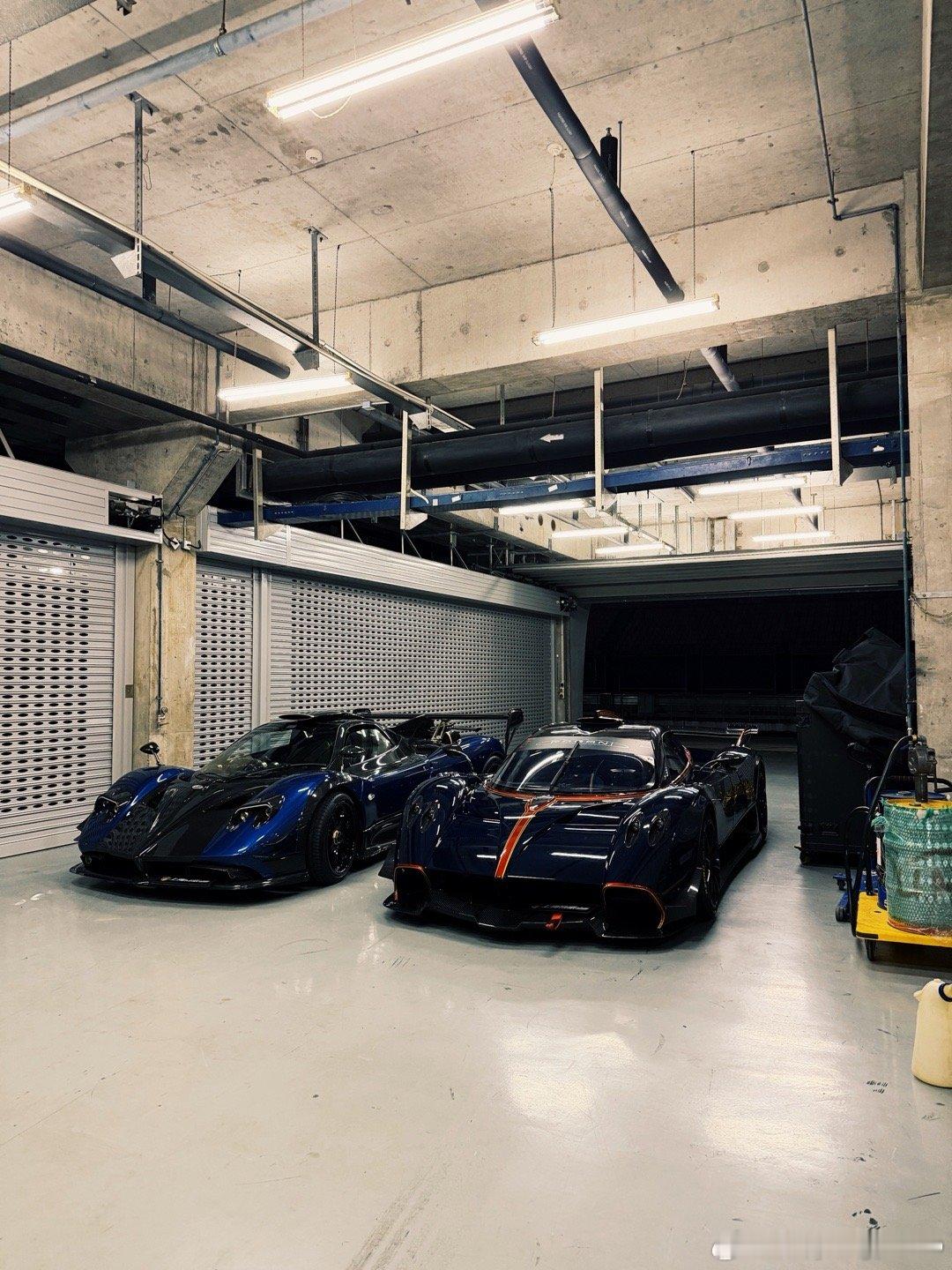 昨日下午的嘉定， 又是F40及车队回到上海，同时Huayra R的V12又响彻上