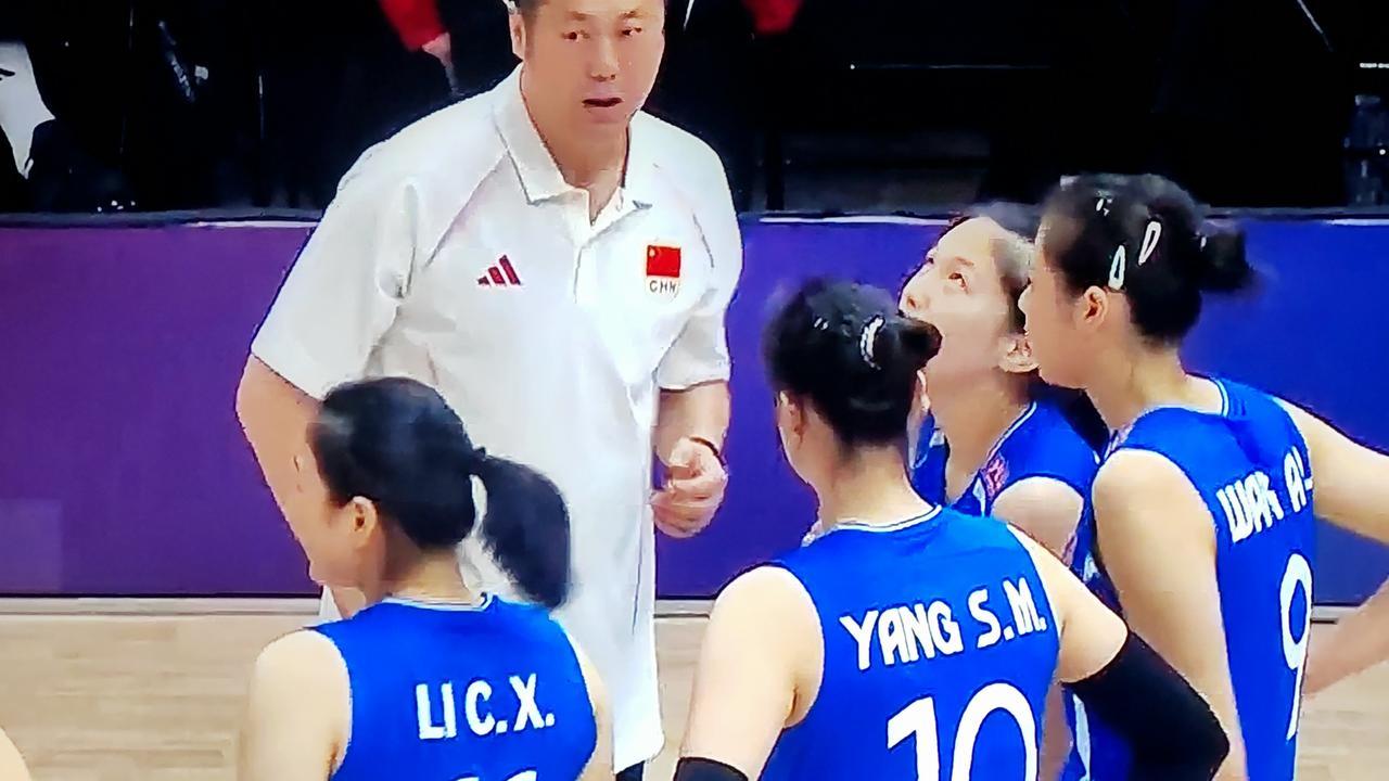 恭喜中国女排！2026年世界女排联赛南京站豪取三连胜！
         在6月
