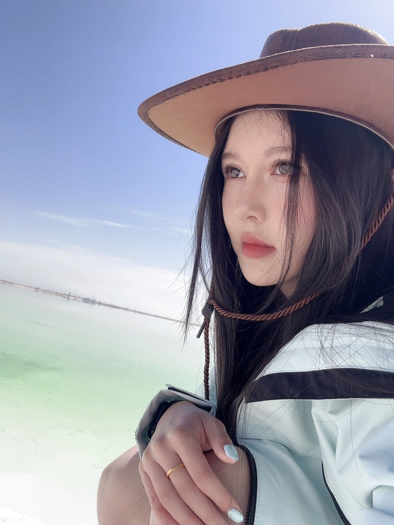 拒绝每一个让我感到我是个差劲的人的垃圾人 ​​​