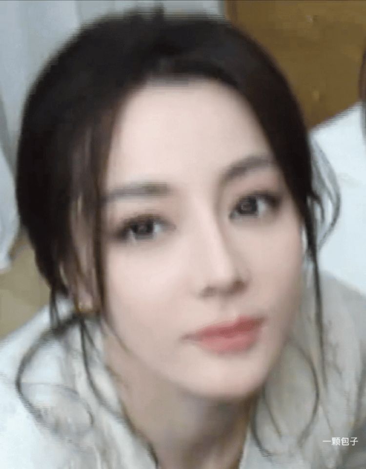顶级巨星的粉丝可不一般呢期待钰珑迪丽热巴粉丝做的功夫女足宣传图