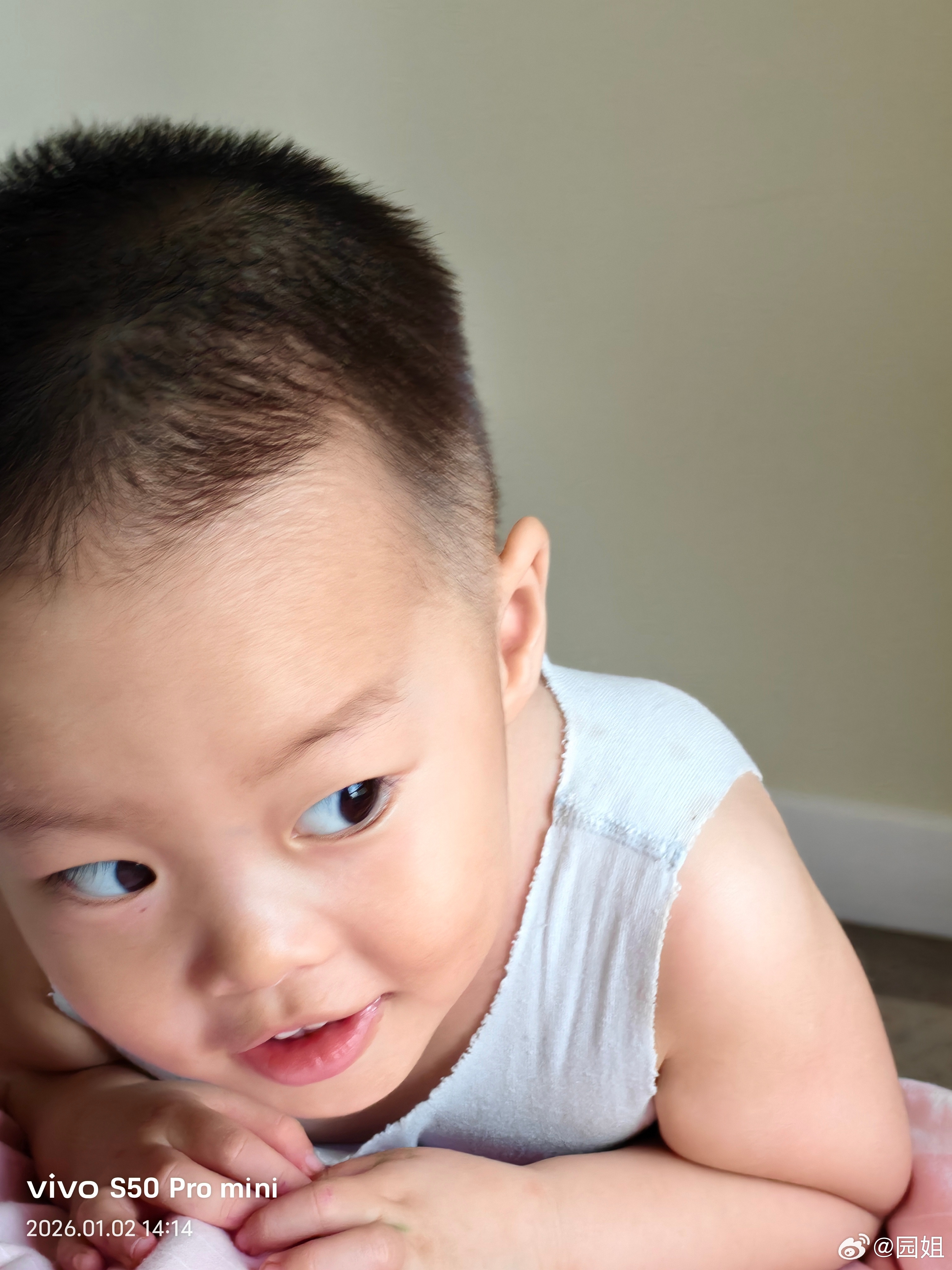 我的甲状腺结节没切除得感谢我爸妈这两年的付出，带娃两天我的精神状态就不是很好了。