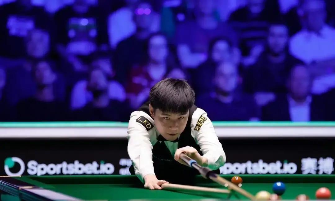 赵心童2-2追平特鲁姆普，却埋下大隐患！这盘棋特鲁姆普已经赢了半子
斯诺克这场强