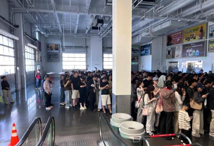 谁懂！iPhone17 Pro系列狂降1000
叠加本地补贴直接抄底价
开市客排
