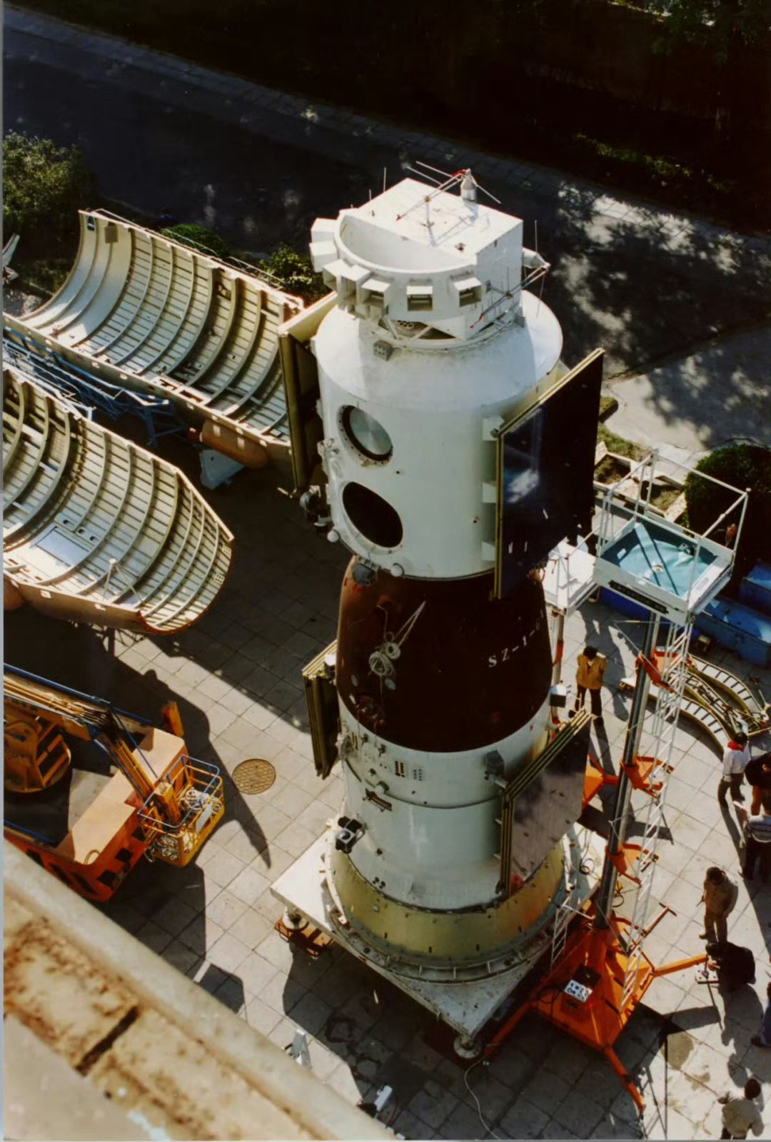 自1999年11月20日，神舟一号成功在酒泉卫星发射中心发射升空，到如今已有21