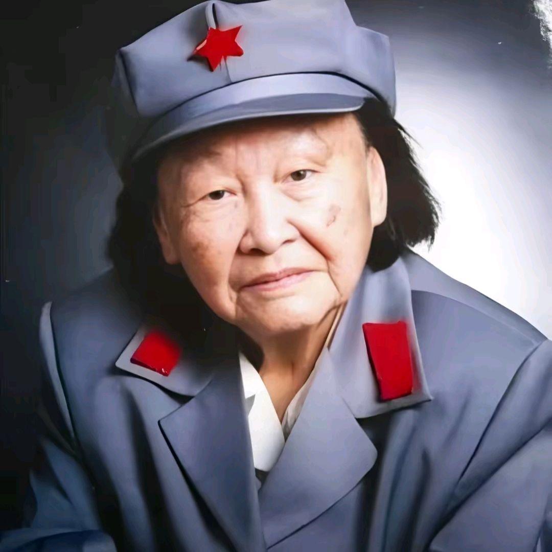 1971年谢觉哉去世，妻子王定国找到中央：我什么级别，住什么大房子。
 
初次听