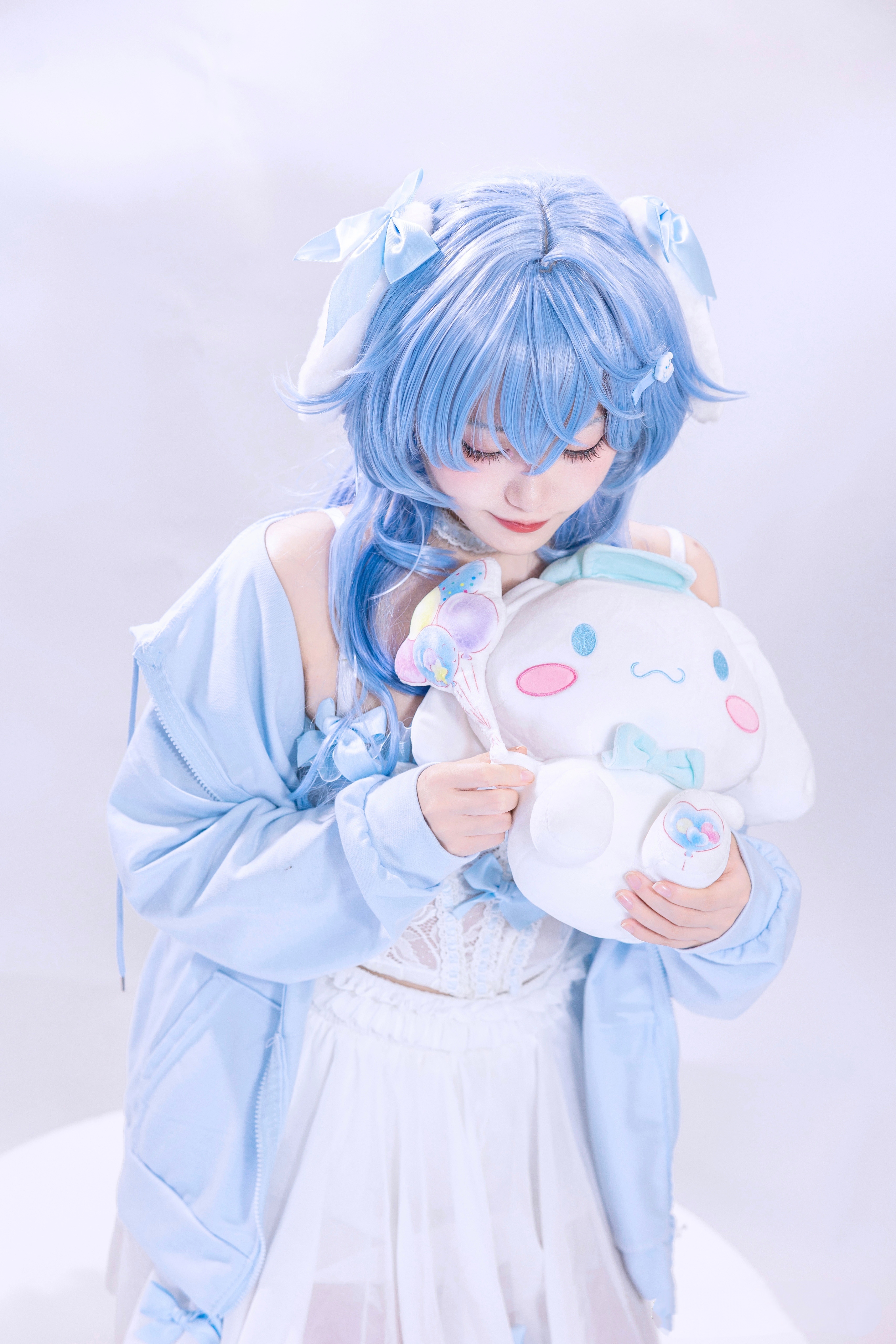 #原神4.3版本# 【甘雨】cos冬天也需要一个玉桂狗暖手宝~出镜：*已授权转载