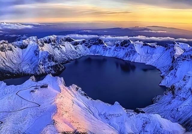 1962年，毛主席将长白山一半的地区划归给朝鲜，是英明还是失算？

长白山这地方