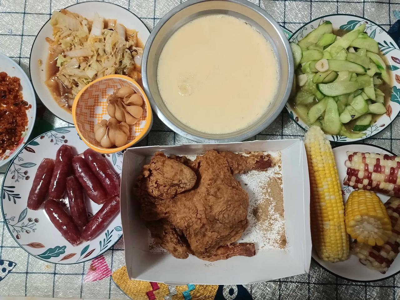 大吉大利今晚吃鸡，大吉大利🍊((^∀^*))🌰
养基养鱼，今年真是丰收年。