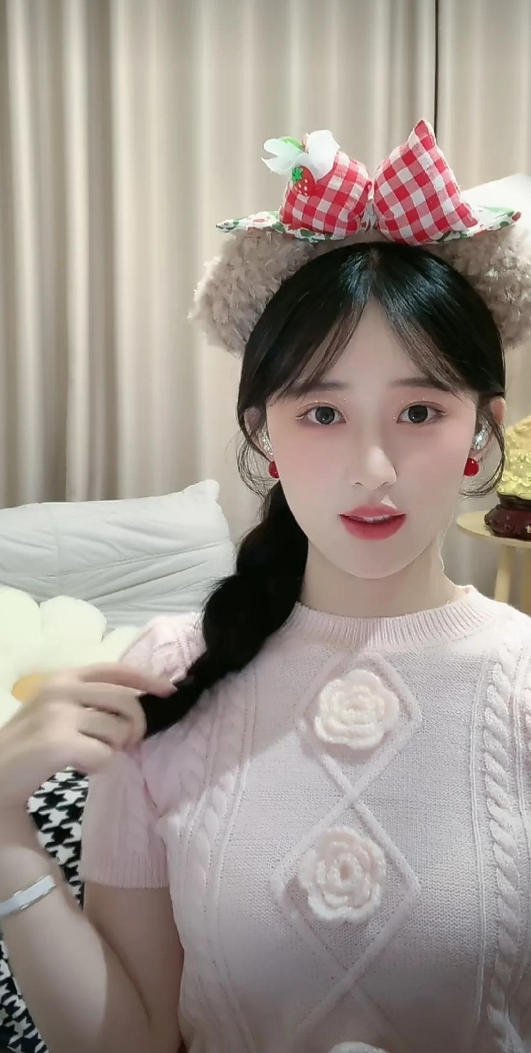 甜美可爱，小仙女一枚