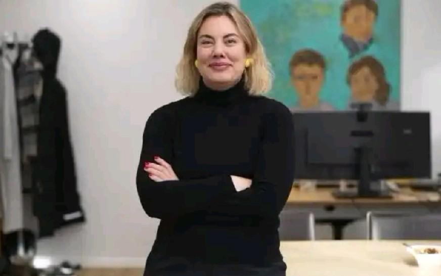 格陵兰岛合作难，美式霸权何时休
昨天吧，格陵兰岛矿产部长说话了，纳塔尼尔森说的，