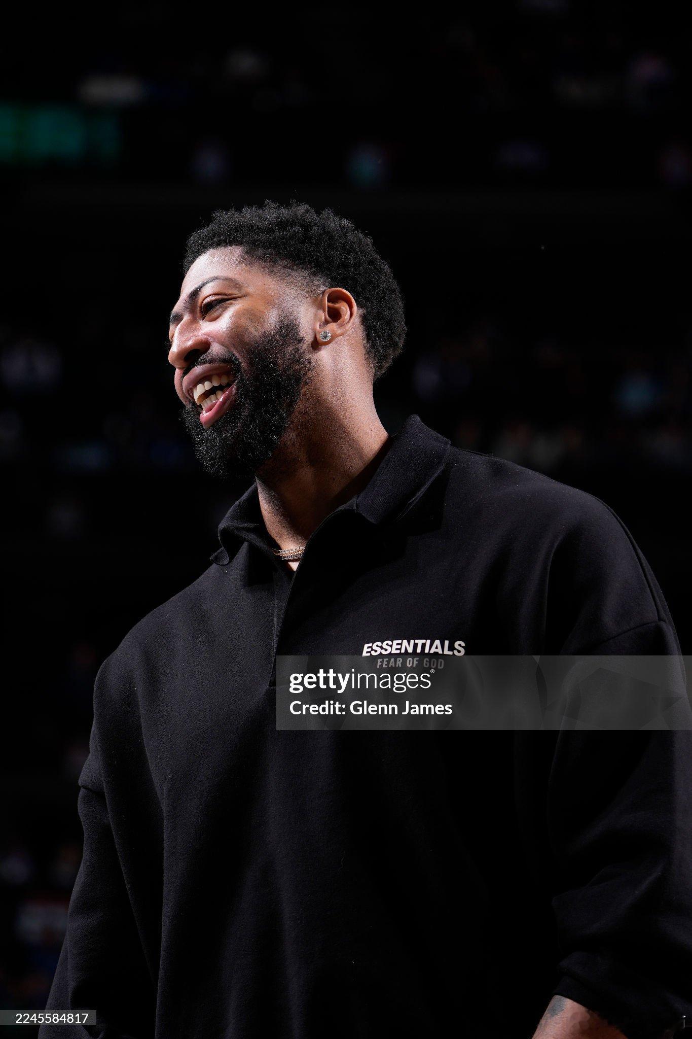 MFFL 来自Jake Fischer的消息。如果戴维斯最终被交易，他与其所属的