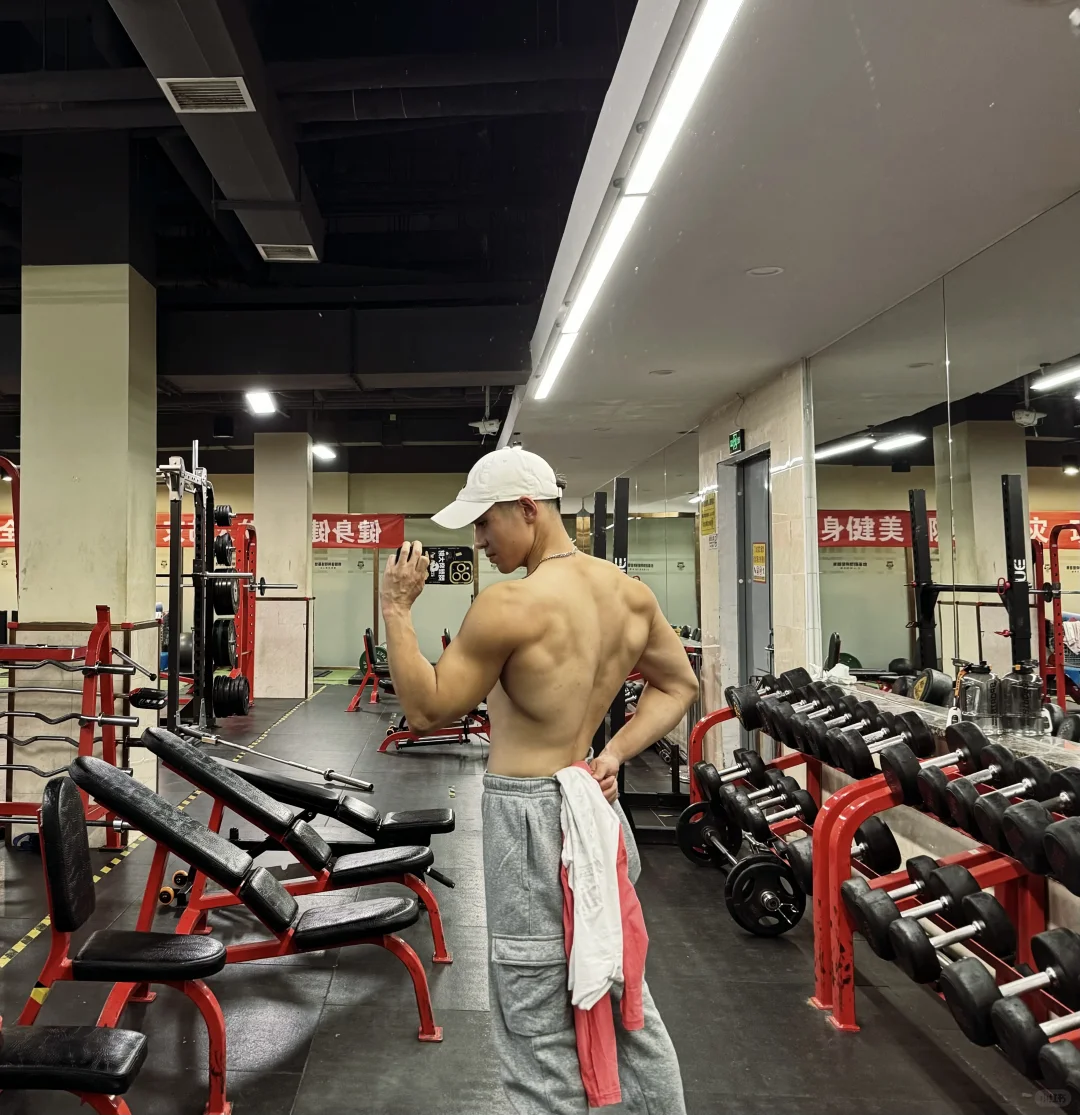 背肌应该是最性感的肌肉吧