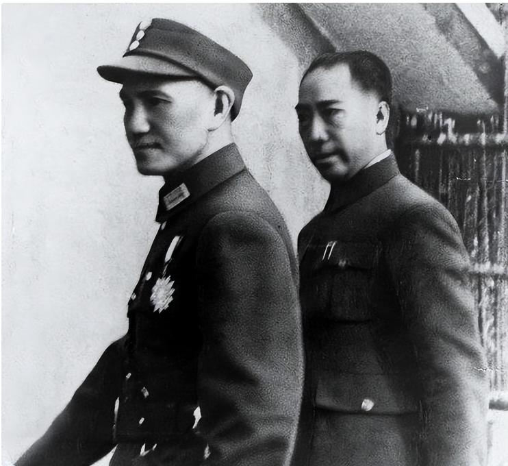 戴笠究竟是咋死的？2023年3月，杜月笙之子杜维善还原戴笠死亡的真相：他死之前，