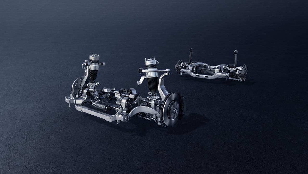 从赛道日到亲子营，广州车展这台“紫色瓦罐”，是全能生活最优解。 
  
一台车，