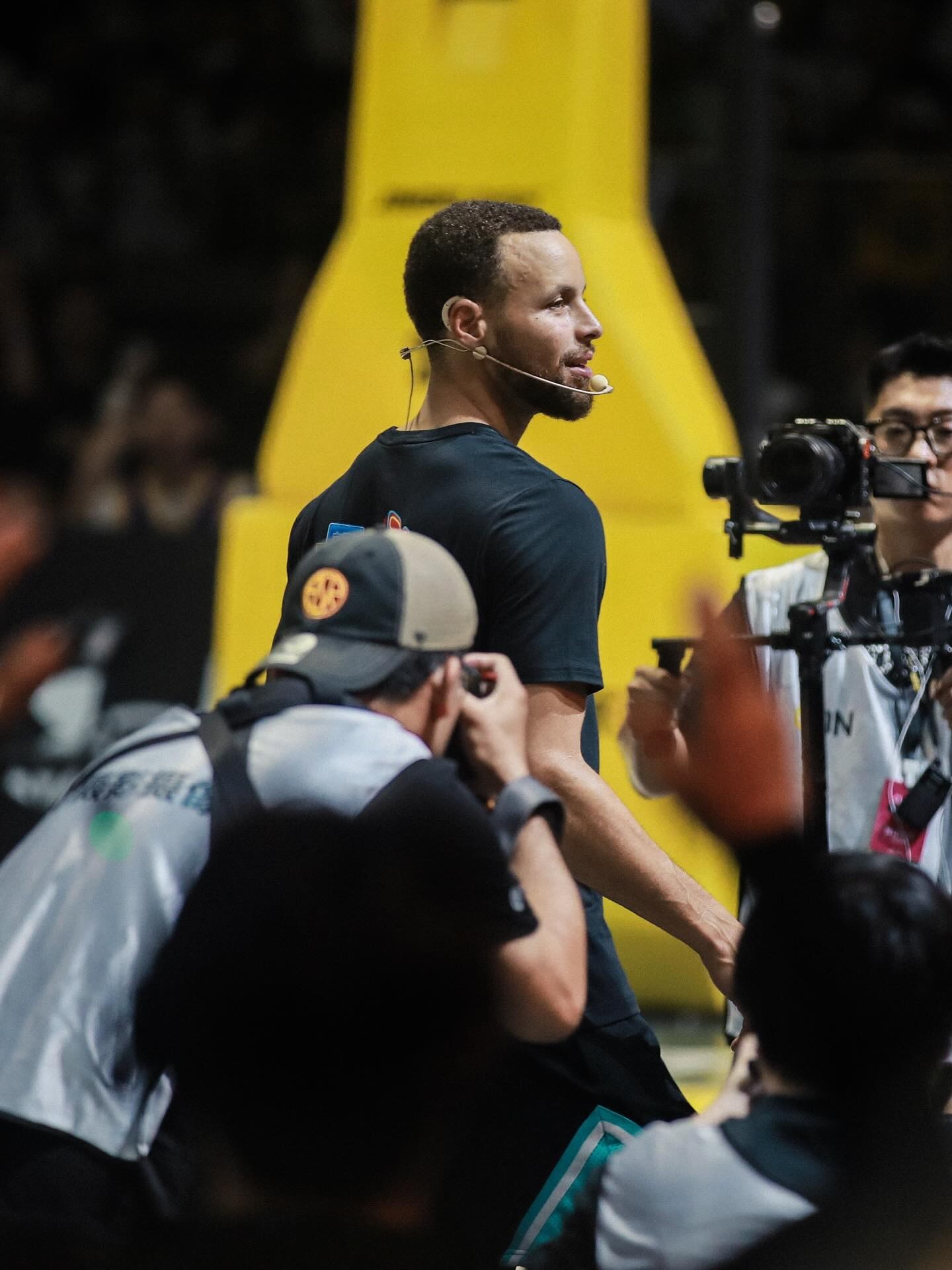 那就明年再见咯晚安斯蒂芬库里