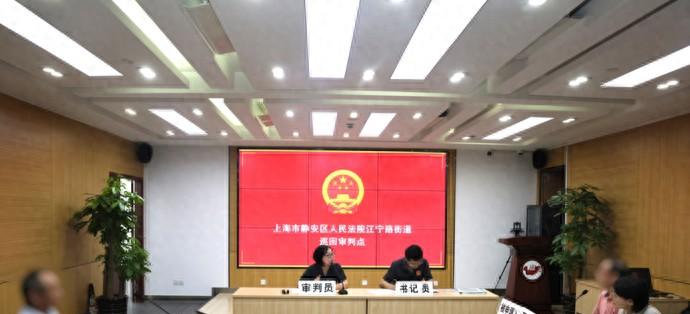 “太感人了！”上海，一男子自幼患有精神疾病，他的家人留给他一座房子，让他在上海自