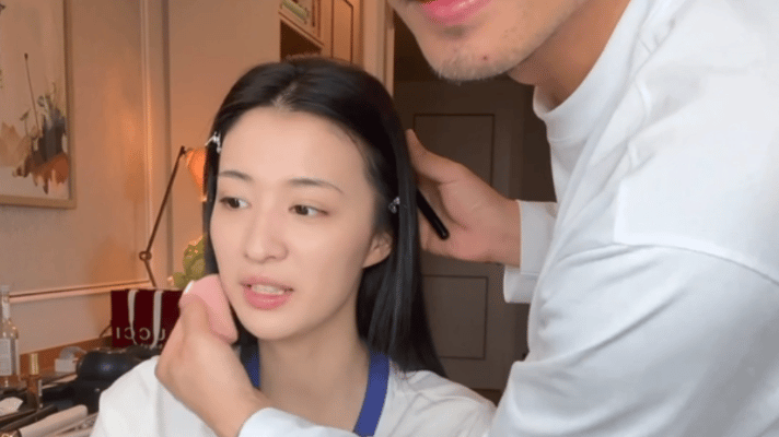 #王楚然素颜被审判#还有人说杨洋的审美不行，这不挺好看的吗？ ​​​