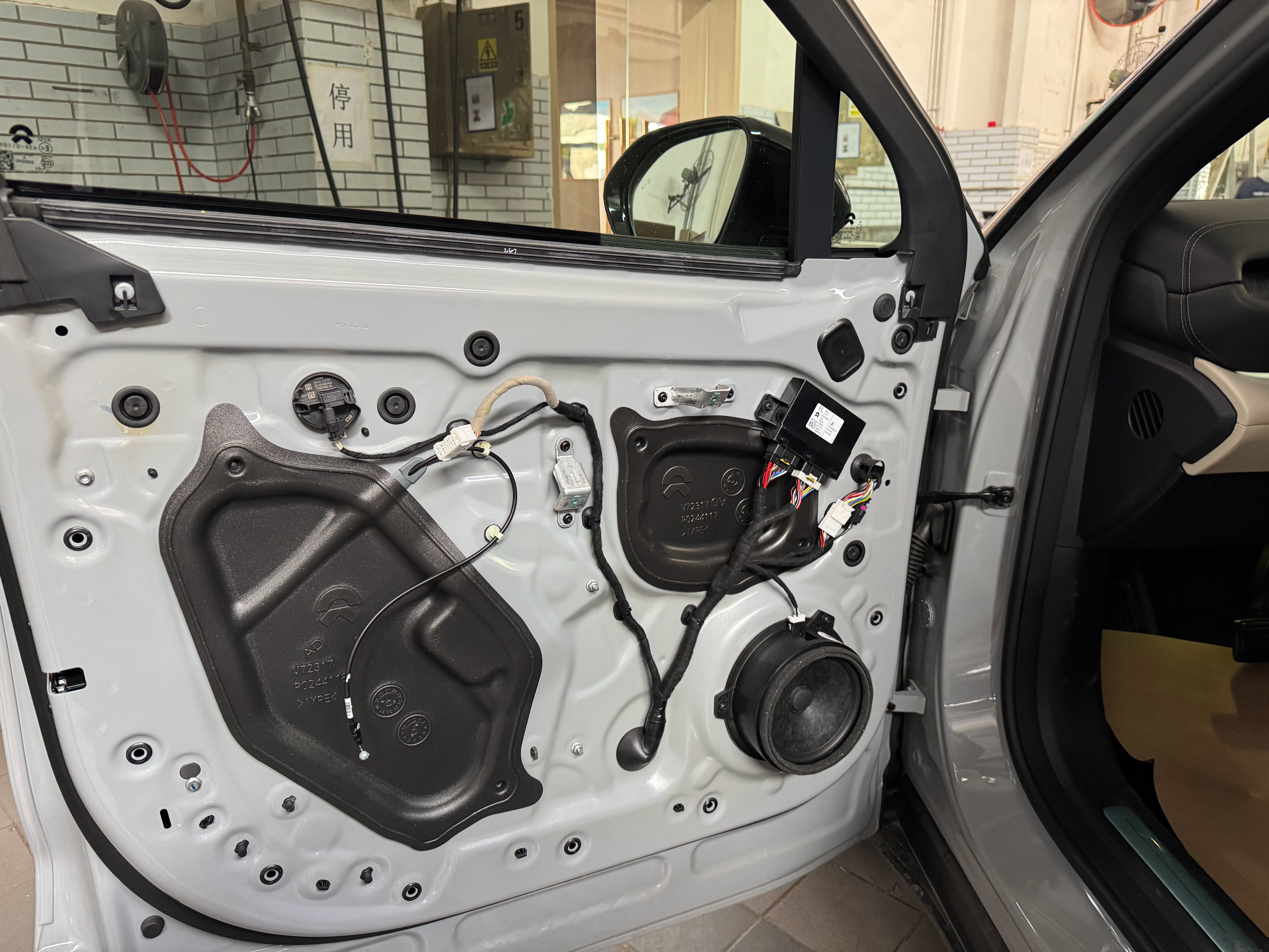 朋友们，前几天给我的小6做了一个升级！现在可以选择在商城里进行增强沉浸声音响系统