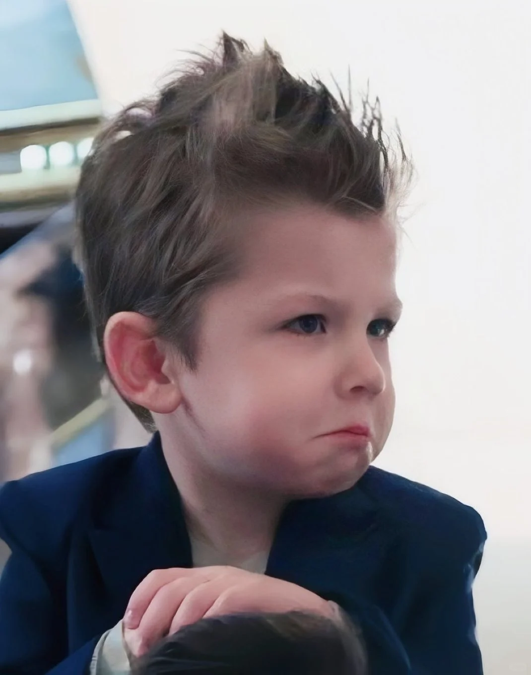 小X对美国国会的现状是相当的不满意😞