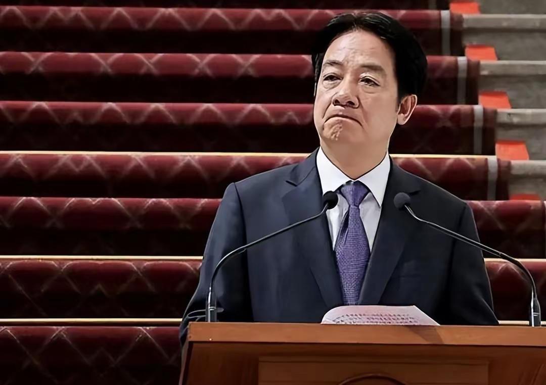 “台独”其实就是中国人民最大最危险最可恨的敌人。“台独”分裂国家，比卖国贼，汉奸