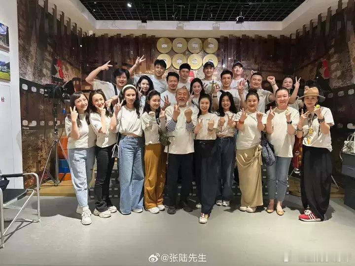 刘亦菲同学聚会落泪仙女落泪🈶，刘亦菲北电同学聚会上落泪了！刘亦菲北电同学聚会落