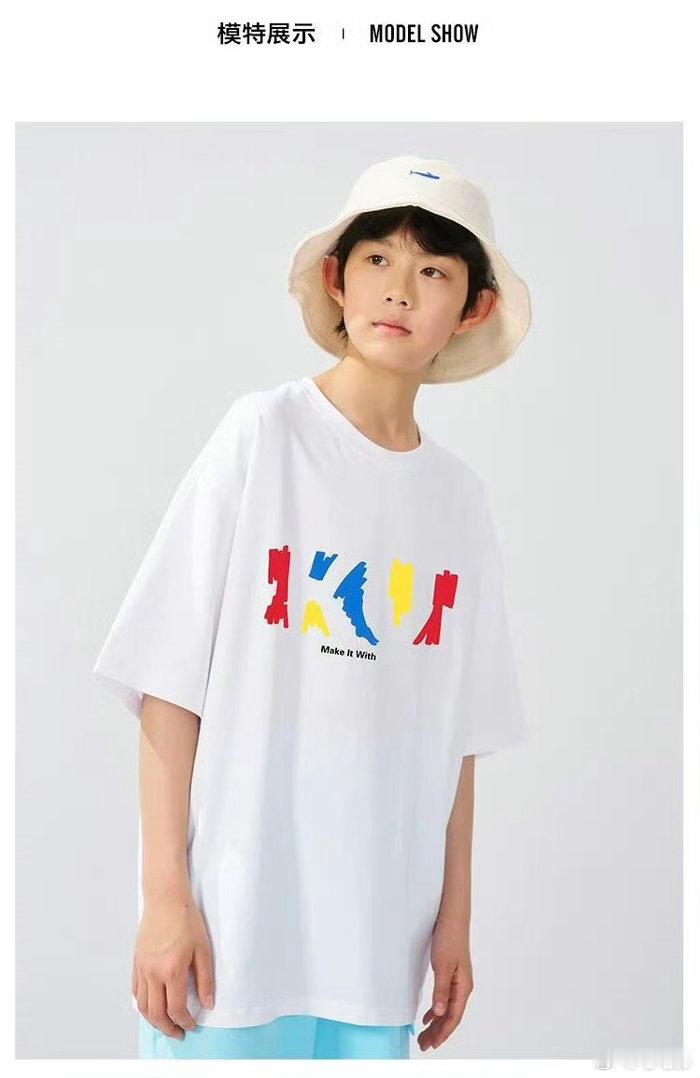 陈奕恒小时候当过童模从小就在T台闪闪发光，陈奕恒童模时期灵气十足，可爱又有气场 
