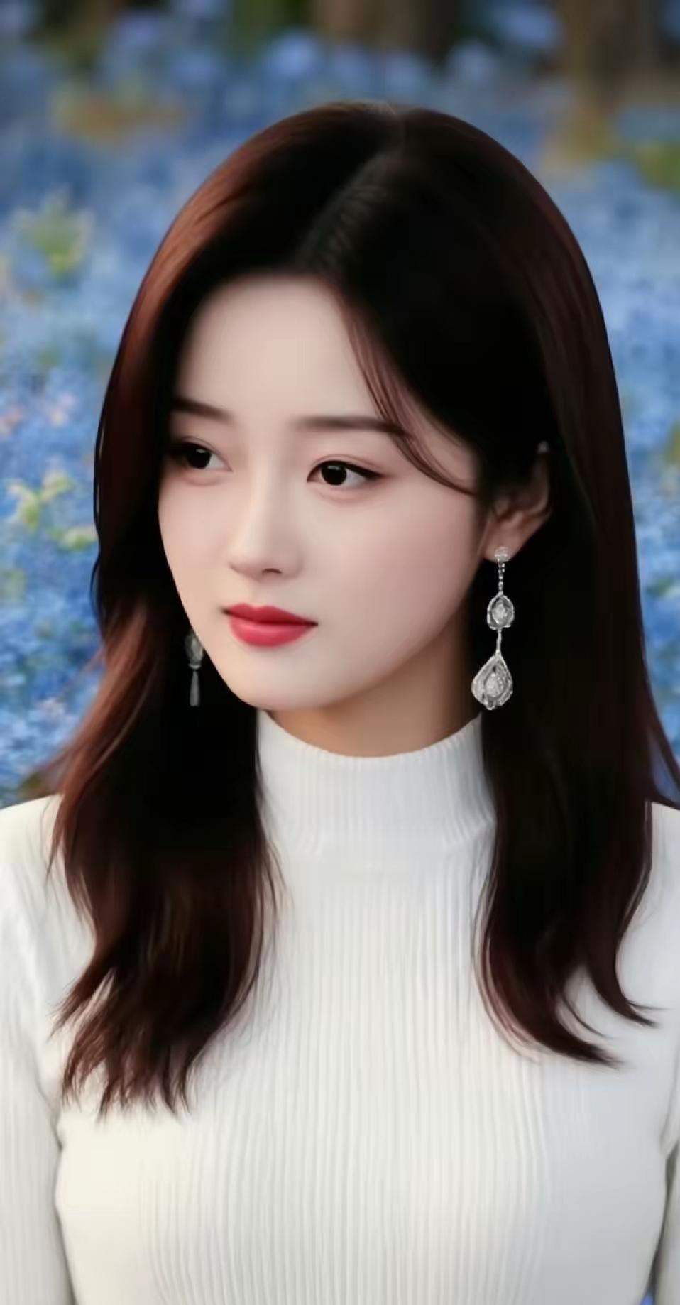 一位35岁的大龄剩女说：我现在才明白我为什么变成了大龄剩女，主要原因是我是一个既