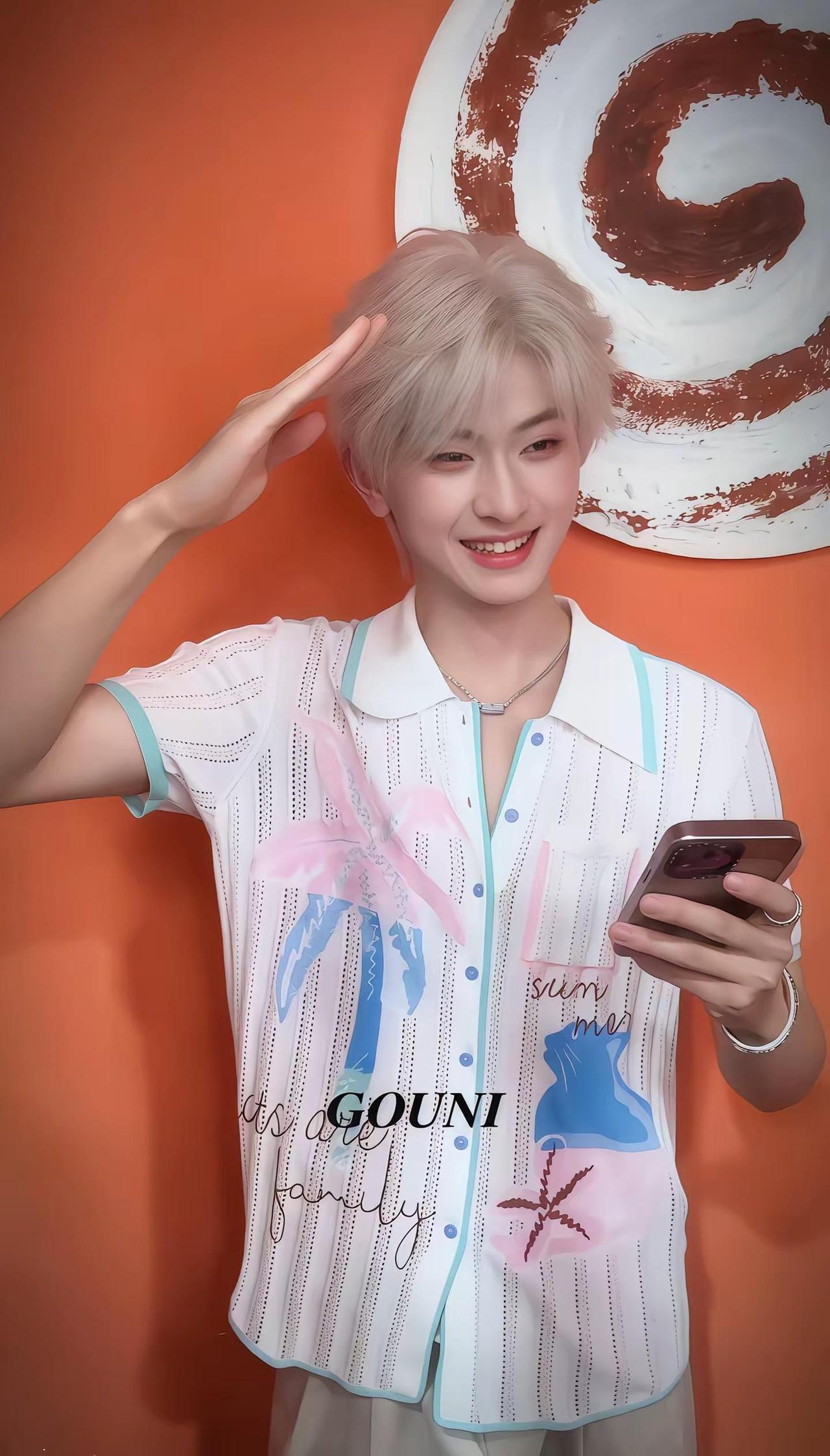 完全萌物。金发 我又心动了