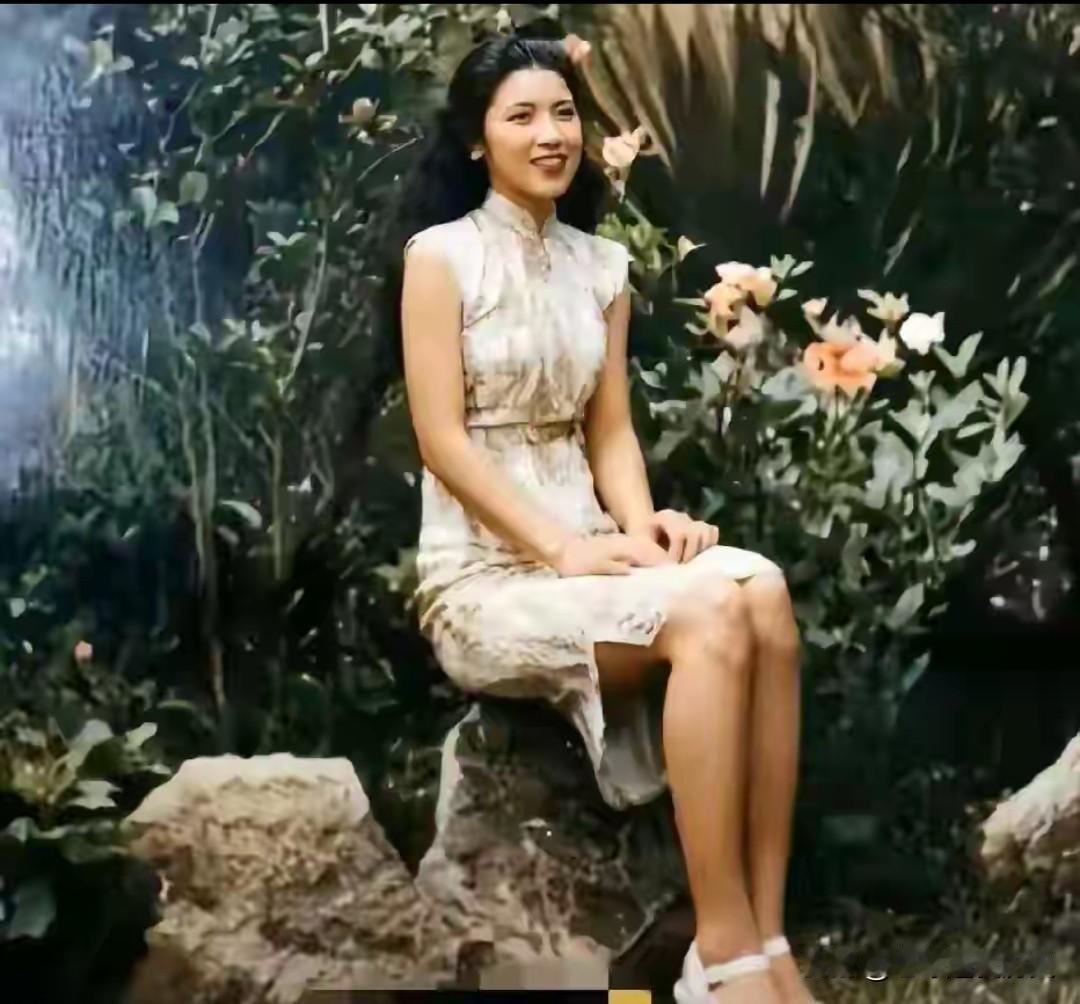 王玉龄被指为间谍，这一事件源于上世纪50年代台湾的政治猜忌。
她赴台之后，由于与