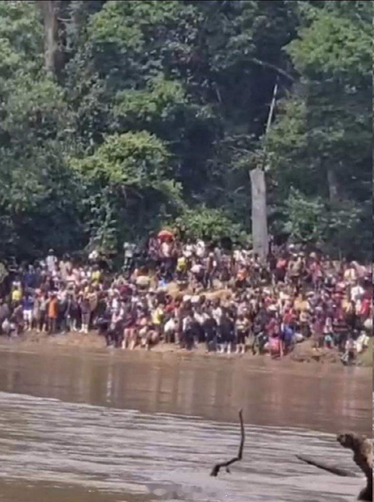 在刚果民主共和国东北部的伊图里地区，IS中非分支本周对当地基督教村庄发动了进攻，