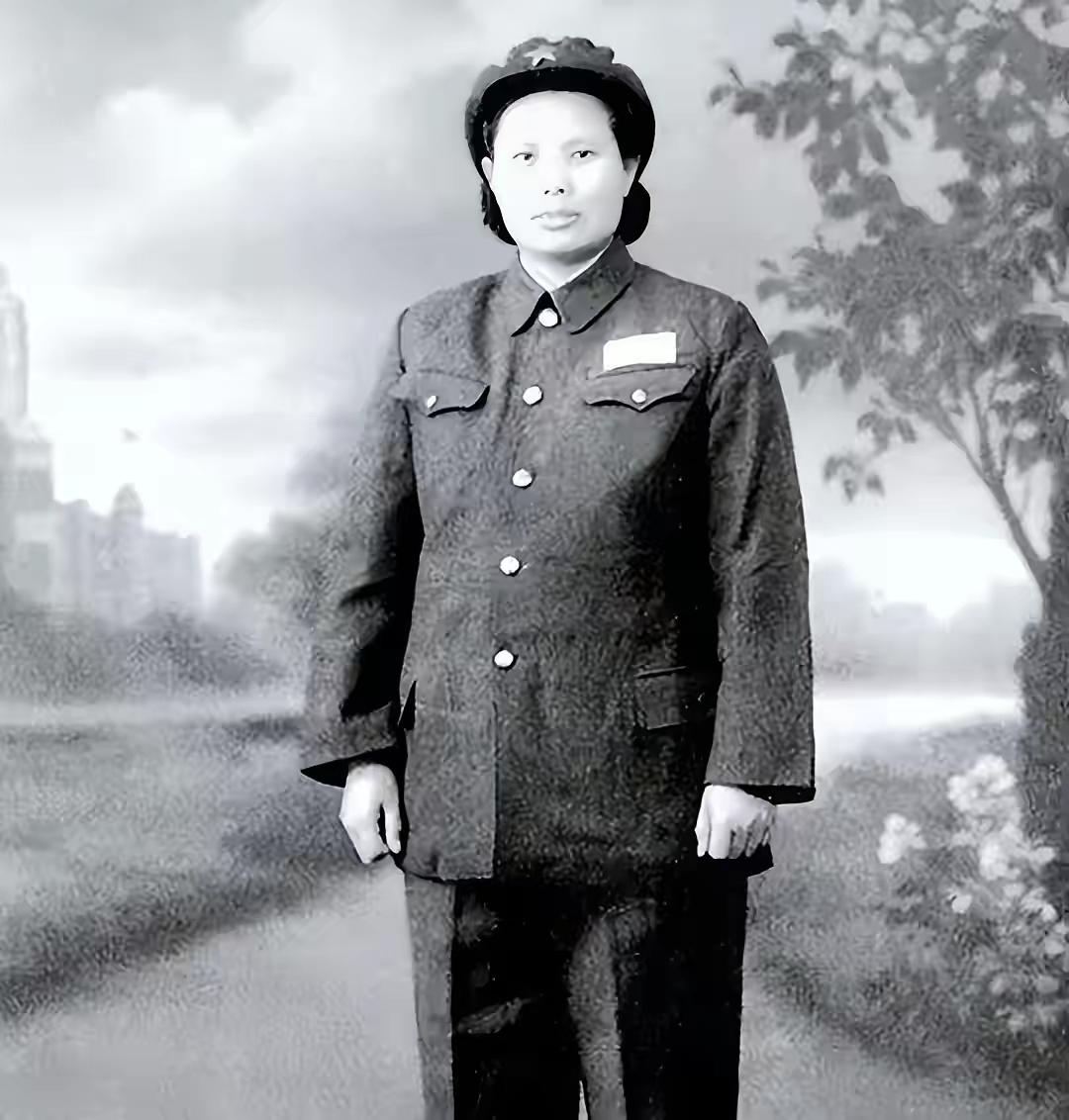 战火忍痛遗弃幼女一别十二年，避雨借宿偶遇农妇，一句话圆了母女团圆梦
 
抗美援朝